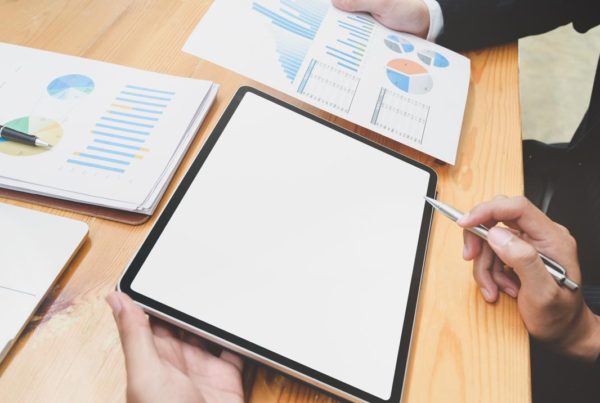 Dos-and-Don’ts-for-Hiring-an-SEO-Company-to-Improve-Your-Business-Ranking-on-Google_Compressed